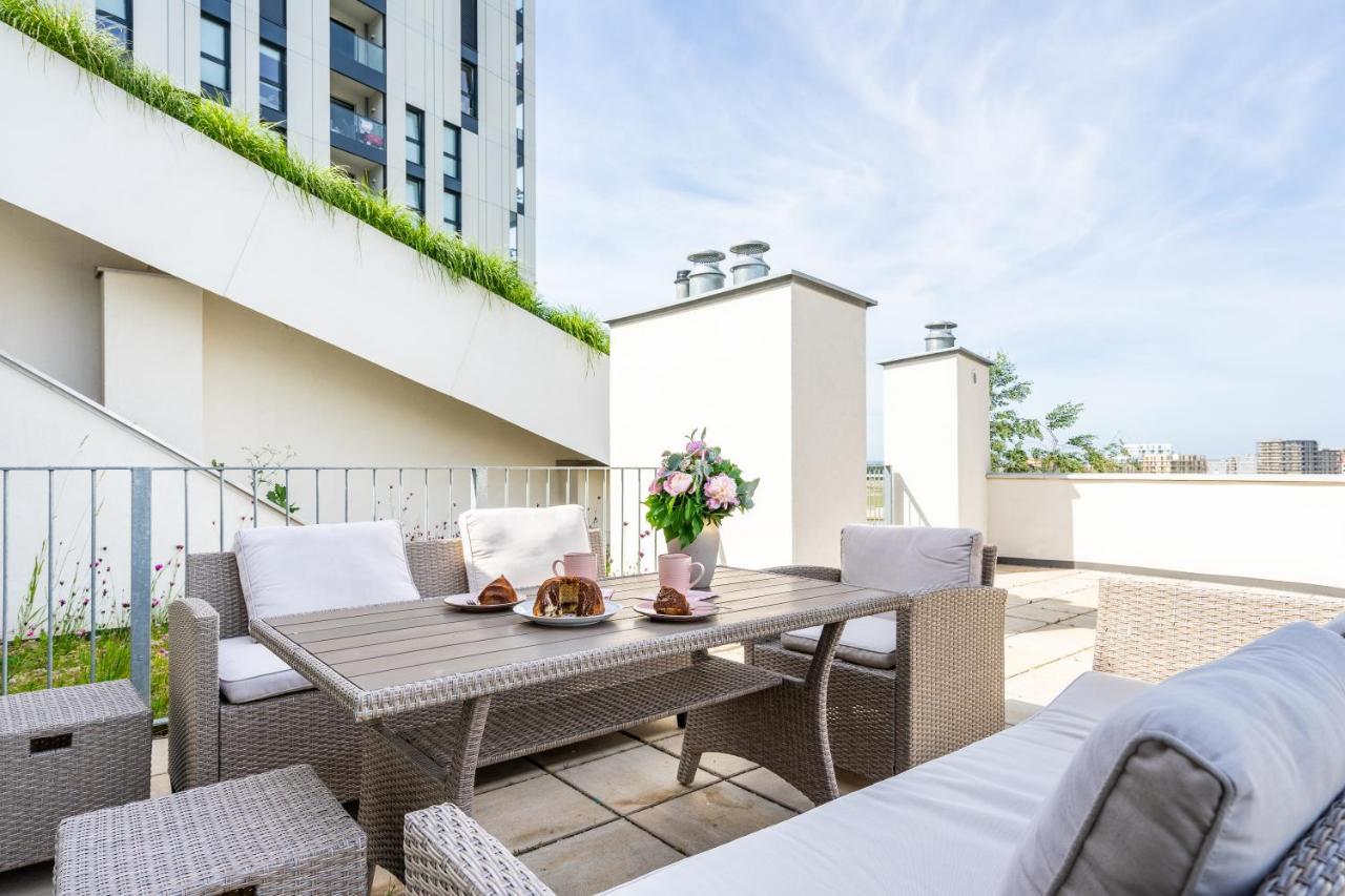 Feelgood Greenliving | Contactless Check-in *